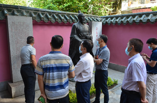 調(diào)研電業(yè)社區(qū)容貌品質(zhì)社區(qū)提質(zhì)工作.png