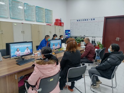 中南街：綜合保障中心多渠道學習新冠知識 人人當好健康第一責任人（圖）.png