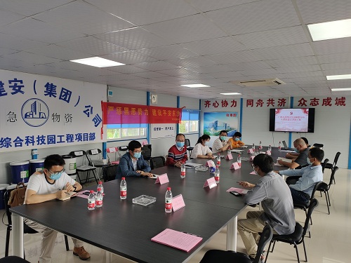 圖：宣講現(xiàn)場圖片2.jpg