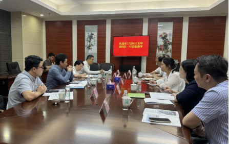 區(qū)協(xié)作辦：市工信局副局長王玉印一行到我區(qū)調(diào)研考察（圖）